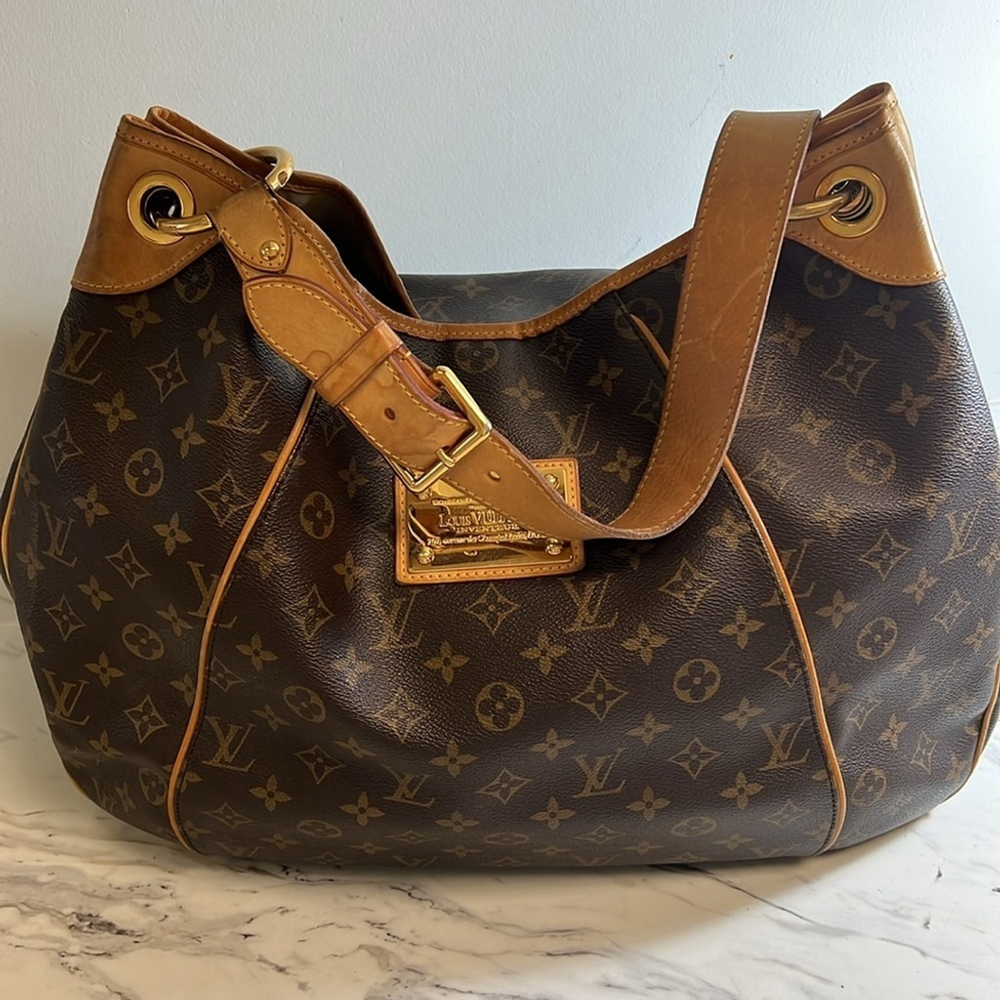 Louis‎ Vuitton Brown Monogram Galliera - Picture 10 of 15